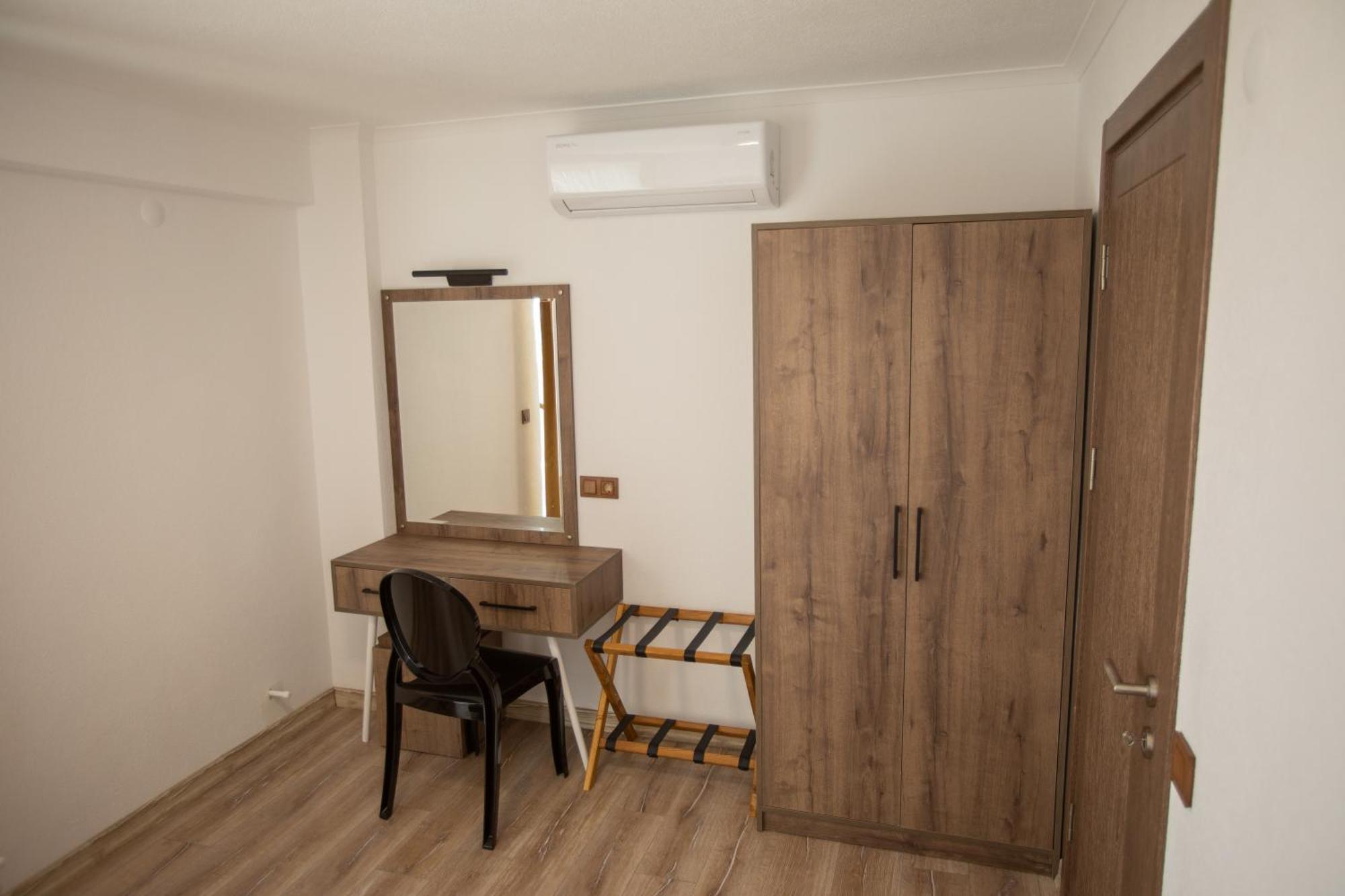 E87 Highway Otel Burhaniye Exterior photo
