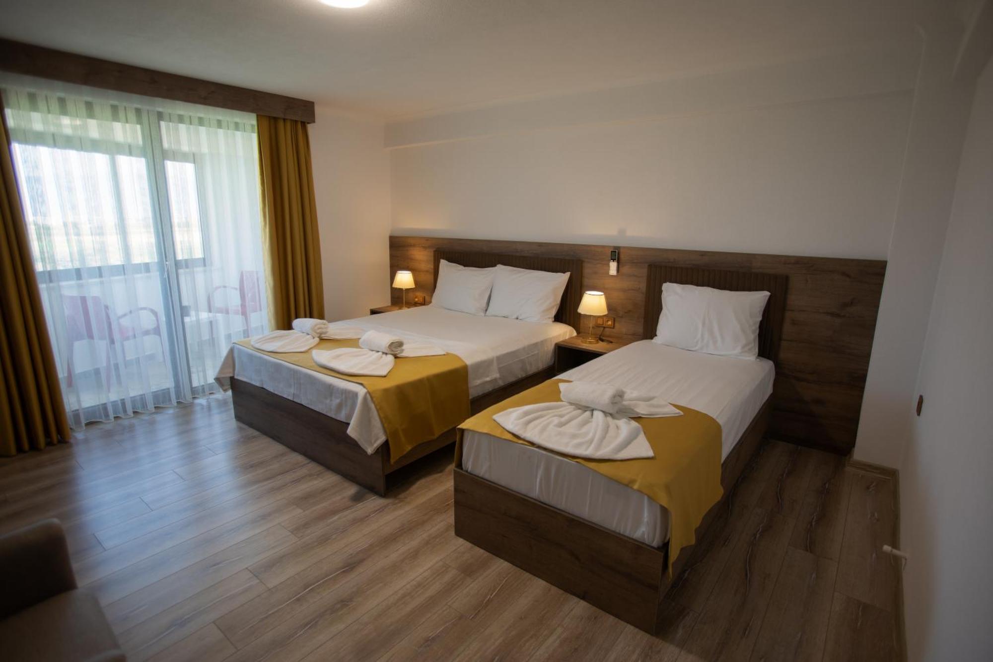 E87 Highway Otel Burhaniye Exterior photo