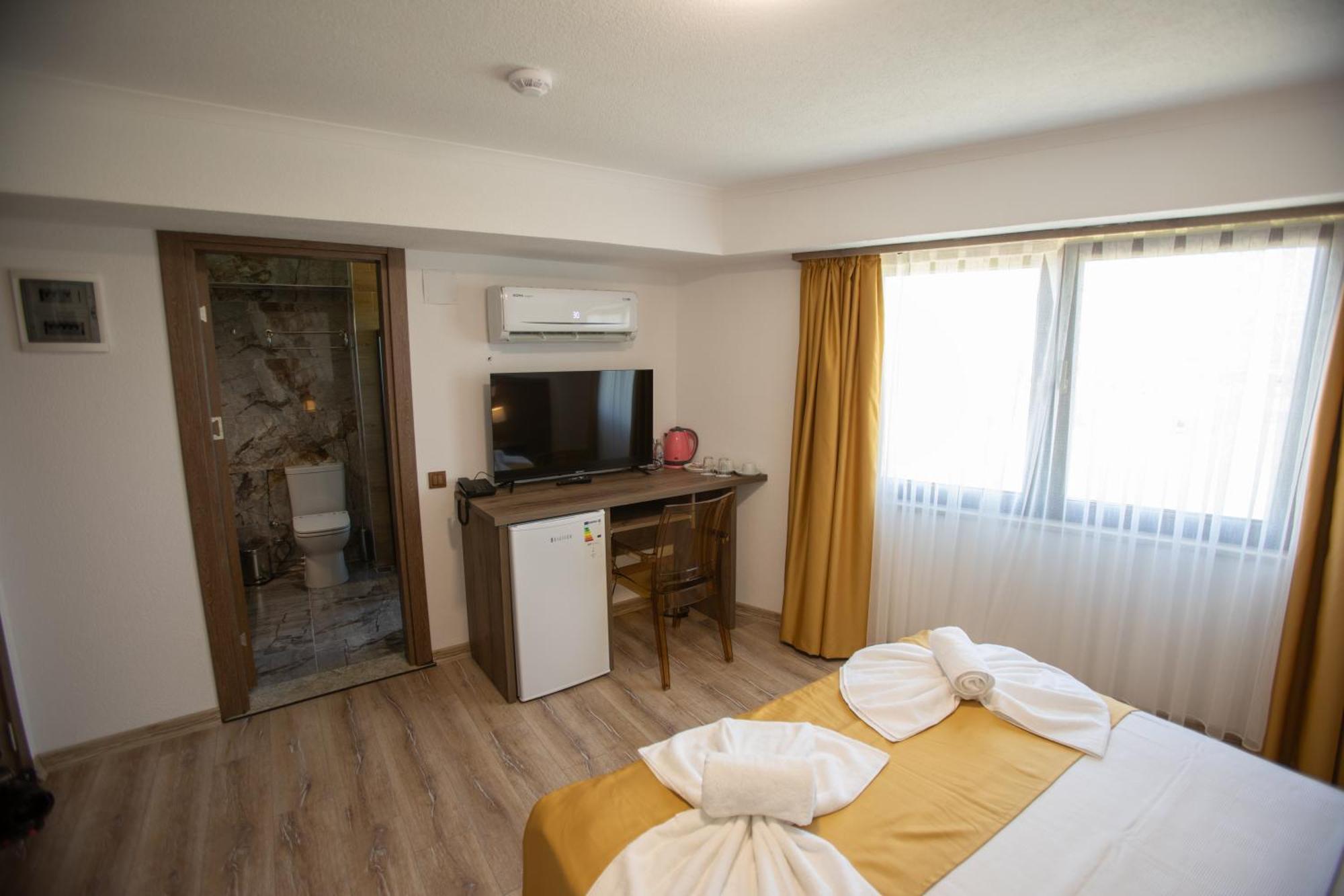 E87 Highway Otel Burhaniye Exterior photo